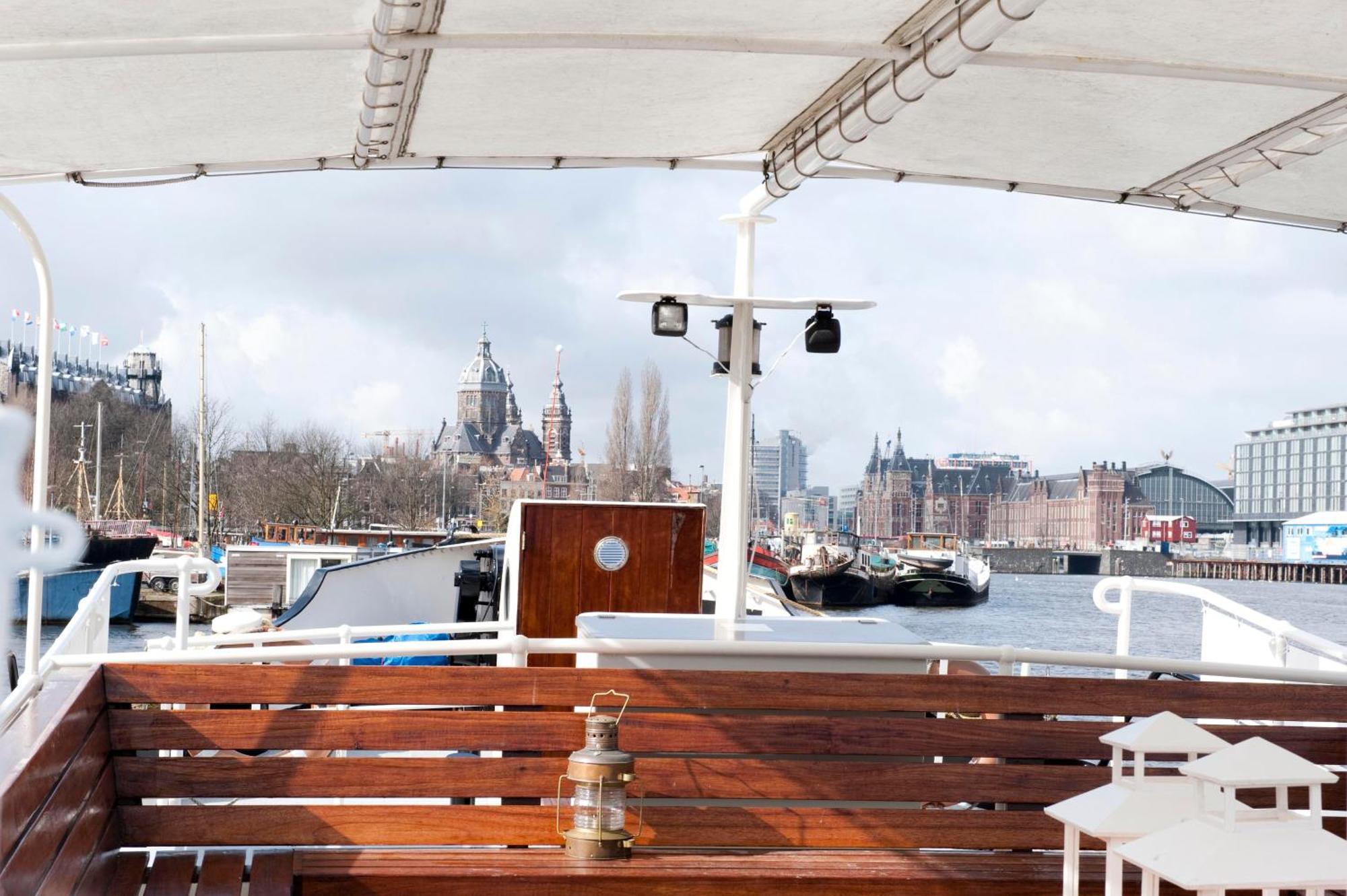Hotelboot Zwaan Amsterdam Exterior photo